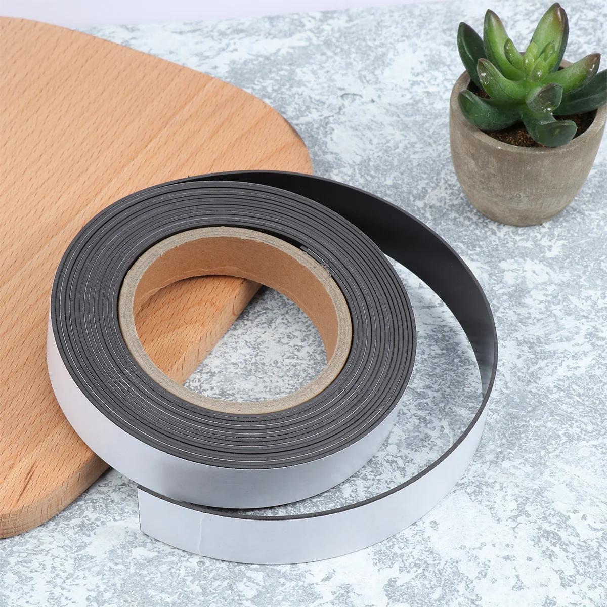 

5M Magnetic Rubber Strip 25X1.5Mm Black Flexible Adhesive Tape For Diy Fridge Magnets Decor Craft Project Magnetic