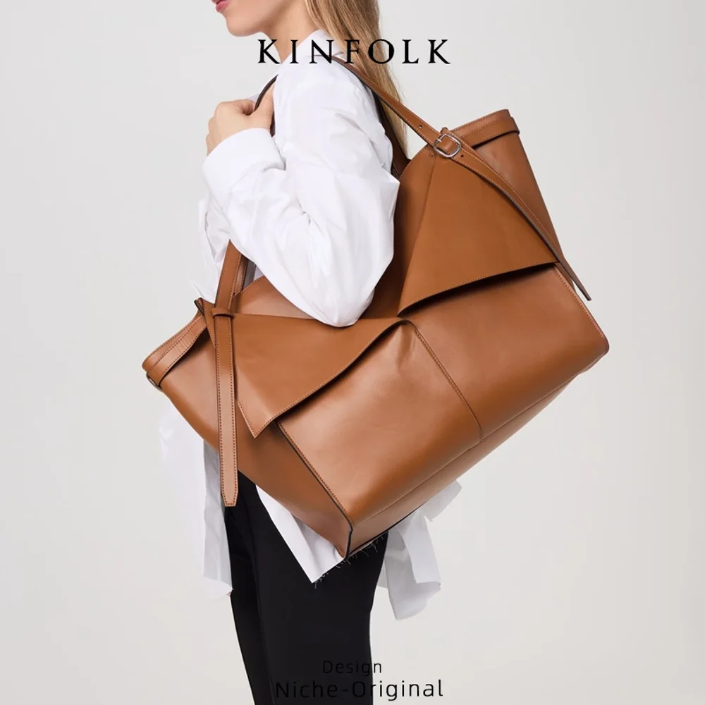 

2025 New Niche Design Large Capacity Tote Bag Simple And High-end Feeling Underarm Bucket Bag Single Shoulder Crossbody Wing