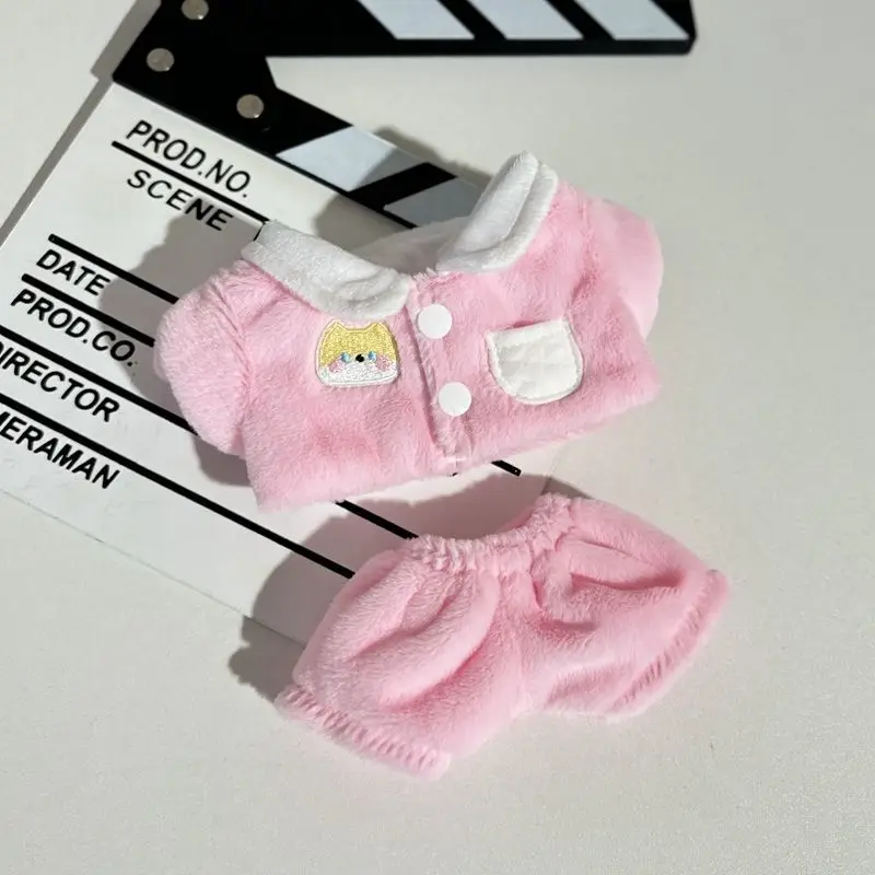 

Симпатичная детская одежда диаметром 20 см на осень и зиму, подходит как для мальчиков и девочек. Только хлопковая кукольная одежда