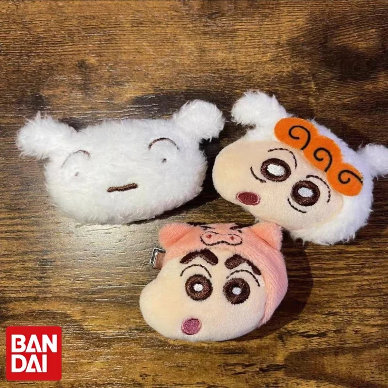 

BANDAI Crayon Shinchan Mini Plush Hair Clips Cute Fluffy Gacha Merch Shiro Left Gate Guard Himawari Bag Charms For Anime Fans
