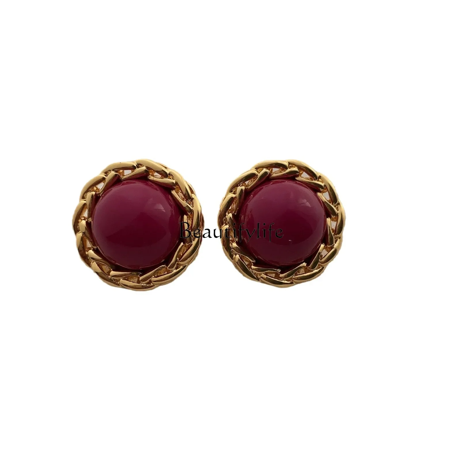 

Sweet complexion rose red stud earrings for women are fashionable and retro, versatile and high-end