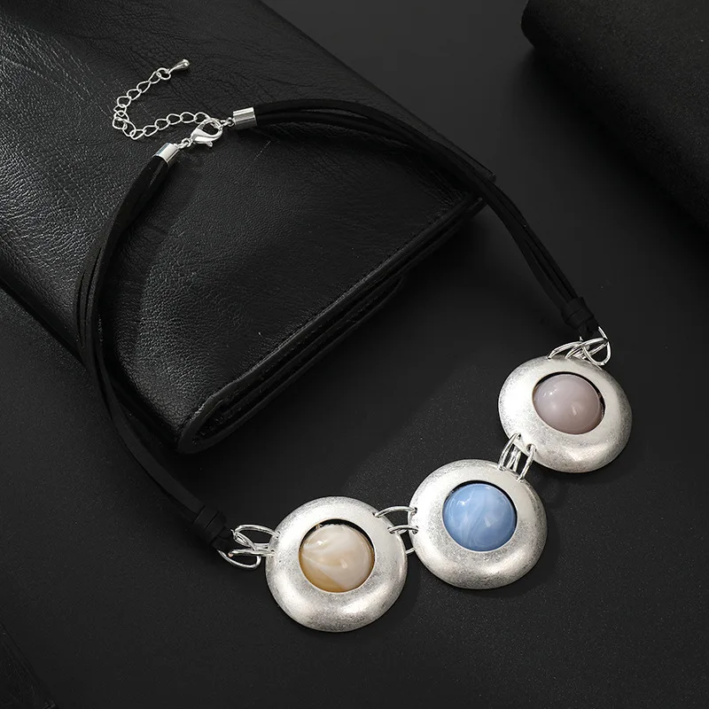 Mode Kreisförmige Spleißen Geometrische Anhänger Legierung frauen OL Kurze Halskette Charme Schmuck – Detail 6