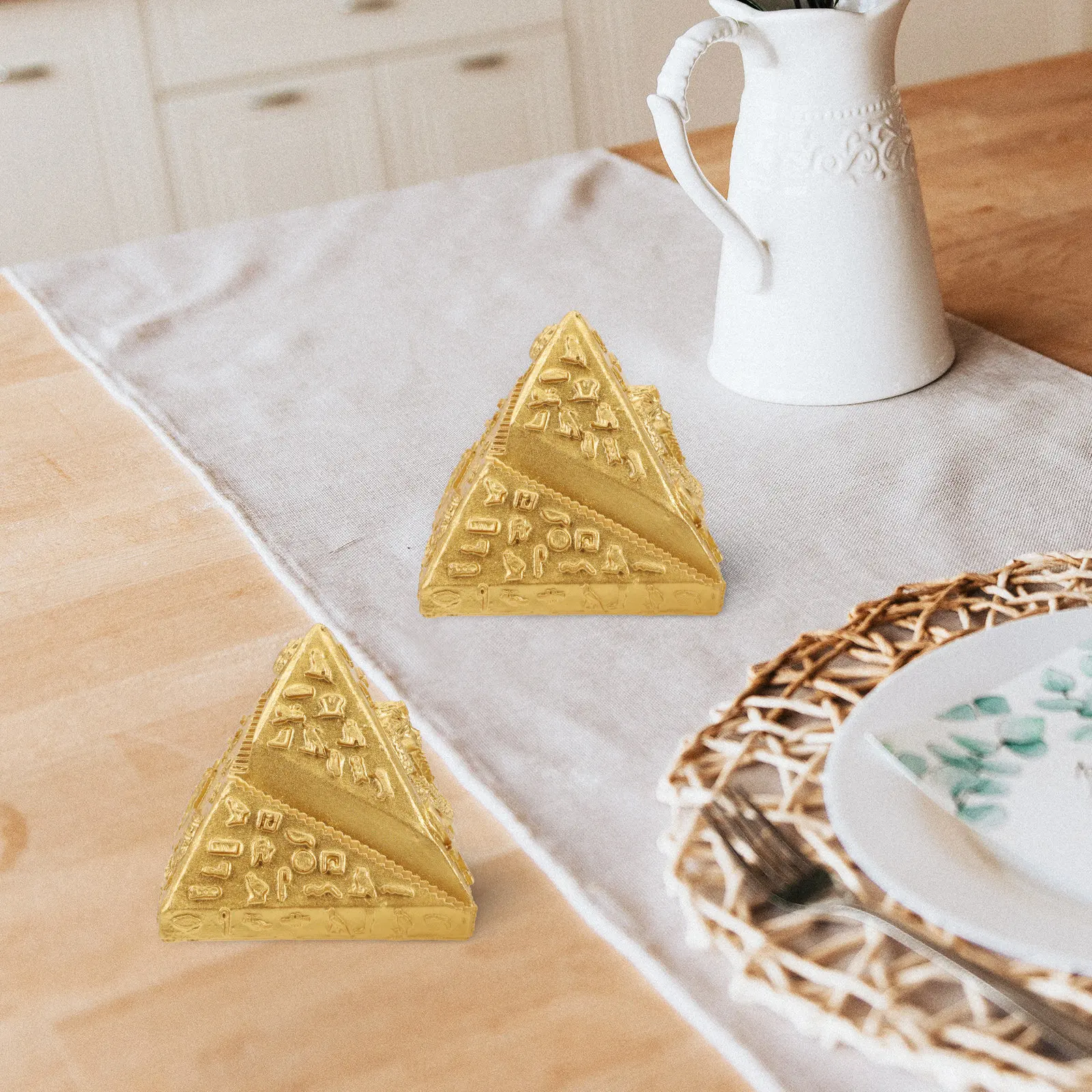 3pcs Decorative Pyramid Ornament Resin Desktop Decor for Study Room, Stress Relief Gift