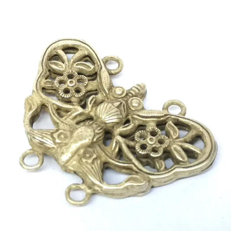 YIZHU CULTUER ART Collection Old China Tibet Silver Handmade Auspicious Butterfly Pendant Amulet Decoration Gift