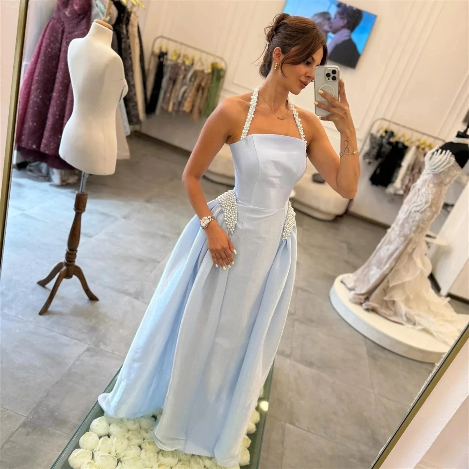 

Customized Sky Blue Prom Dresses Pearls Halter Sleeveless Long Evening Gowns Satin Removable Train Formal Party Dresses