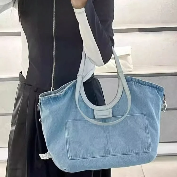 

2025 New Washed Denim Fashion Commuting Tote Bags Large Capacity Shoulder Bag for Women