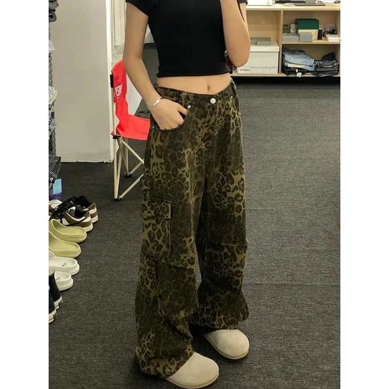 Imagem -04 - Calças Jeans Retas Retrô Feminina e Masculina com Estampa Leopardo Jeans Americano Y2k Solta Casual Versátil Perna Larga Rua Alta 2024