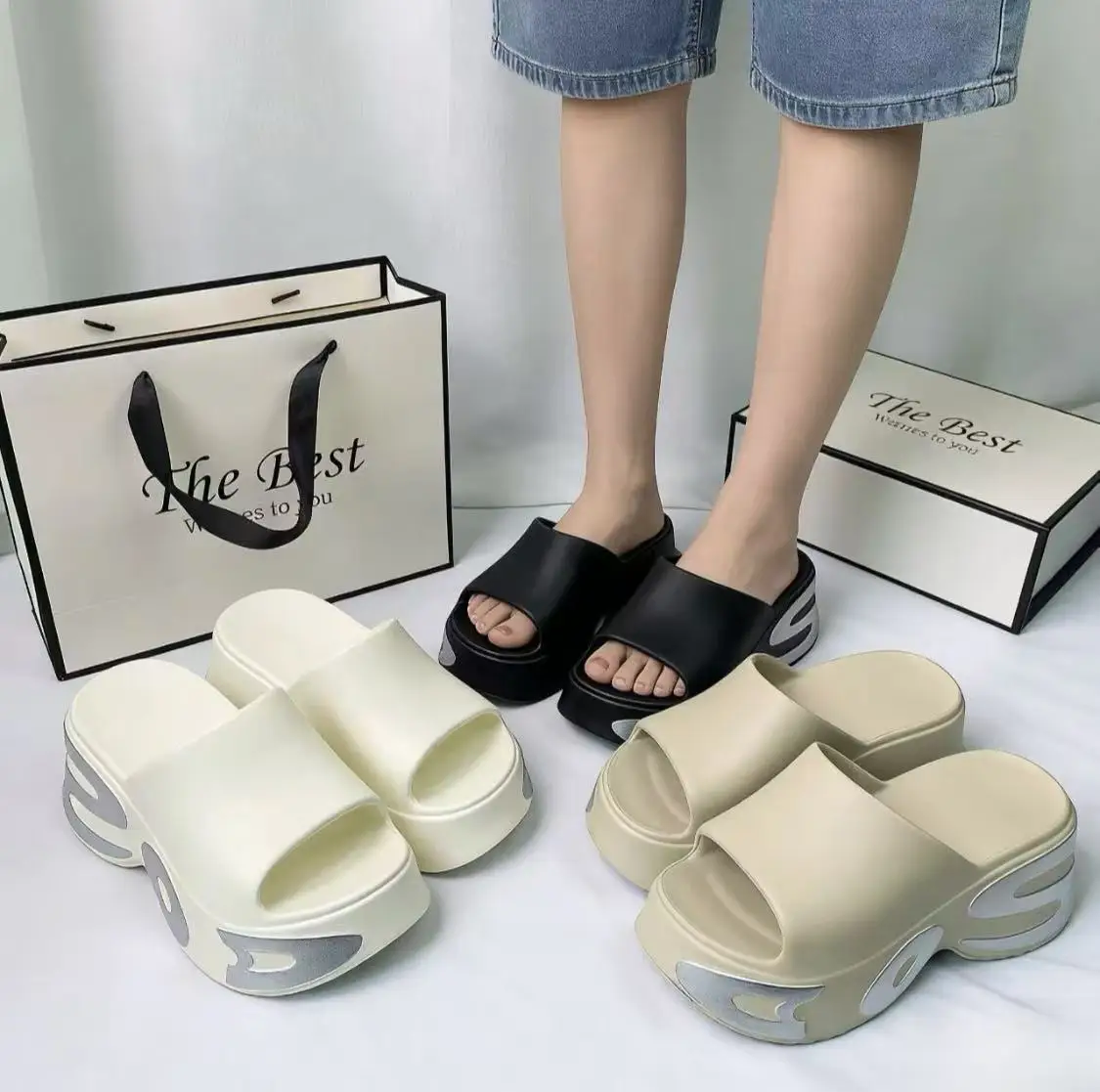 

New Style Women's Slippers with a Heightened Platform, Ultra-Comfortable for the Beach and Home, 7.0 Thick-Soled Slippers for Women, Suitable for Summer Outdoor Wear