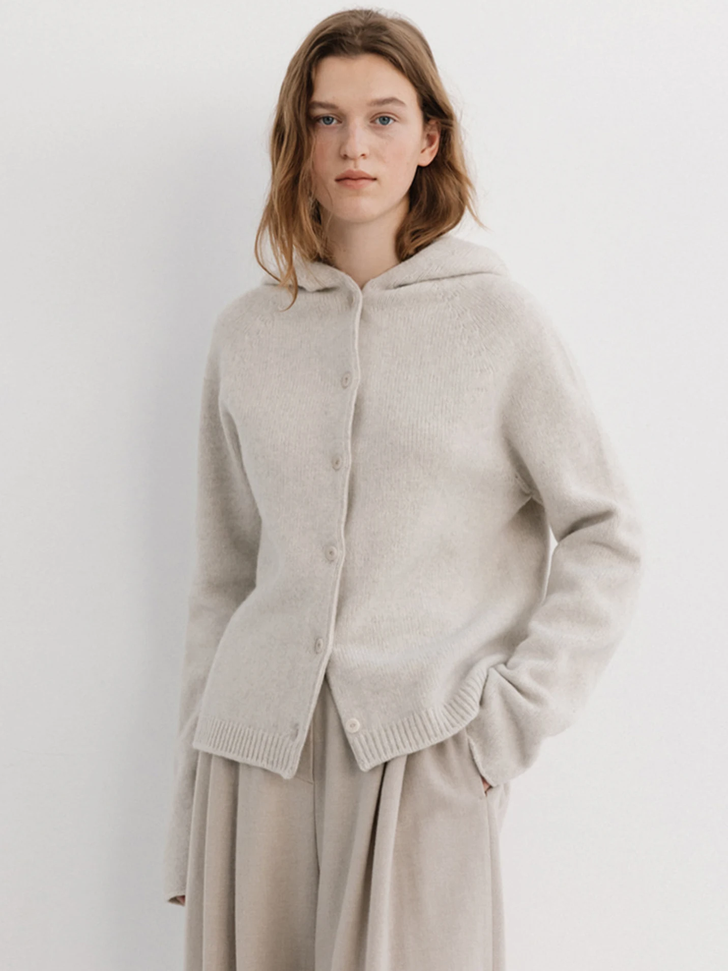 

Мягкий шерстяной вязаный кардиган Moia с шапкой и пуговицами, длинный повседневный утягивающий топ для женщин, ранняя весна, новый Sle