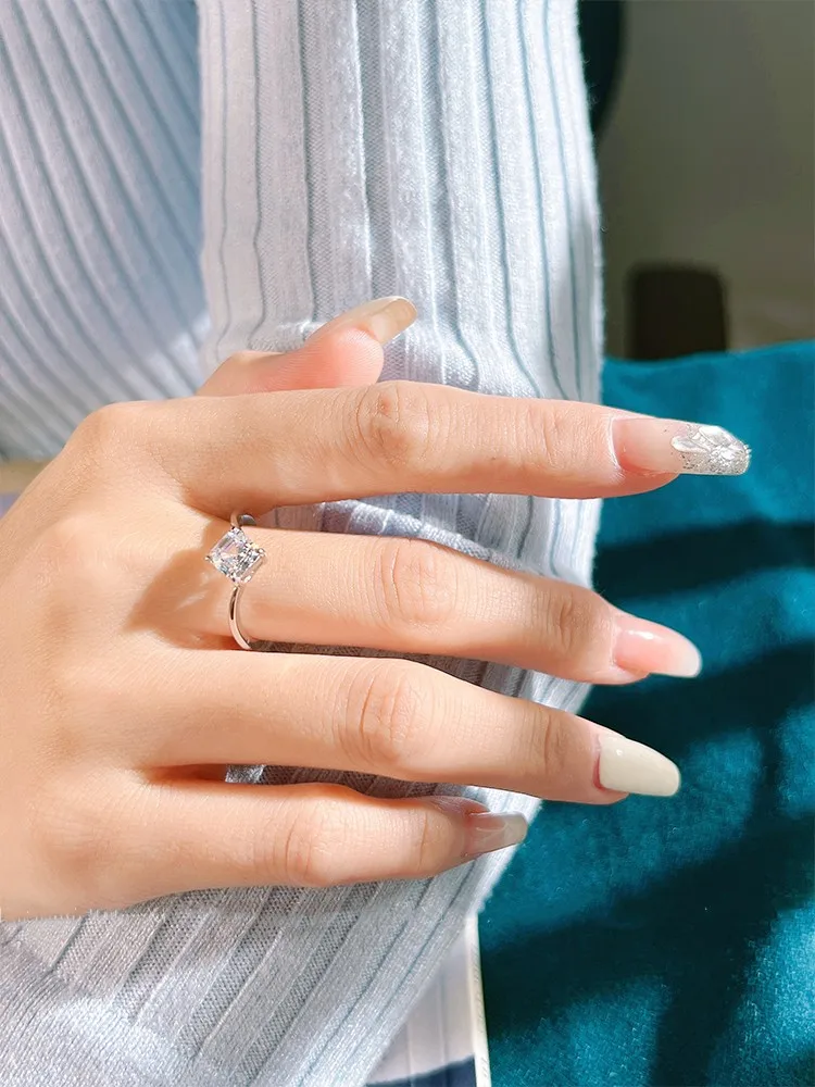 Minimalist und Nische 925 Silber Ascut kleiner Ring mit hohem Kohlenstoff-Diamant-Temperament, vielseitig für Herbst-und Winter frauen