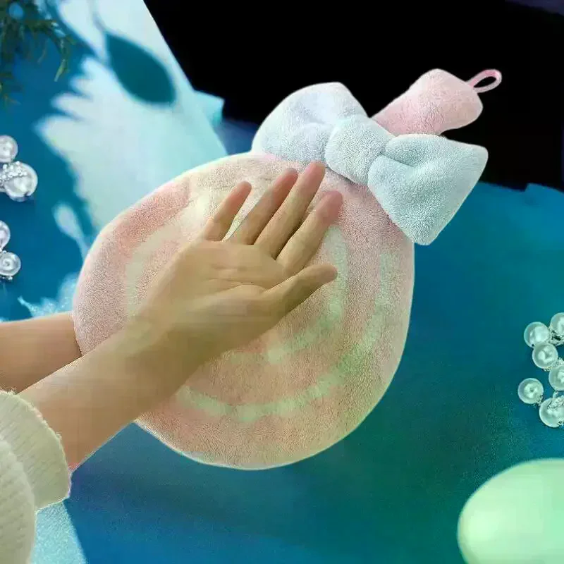 منشفة يد كرتونية ناعمة ماصة من المخمل المرجاني مطرزة صديقة للبشرة من الألياف الدقيقة مصاصة مسح القماش للحمام المطبخ