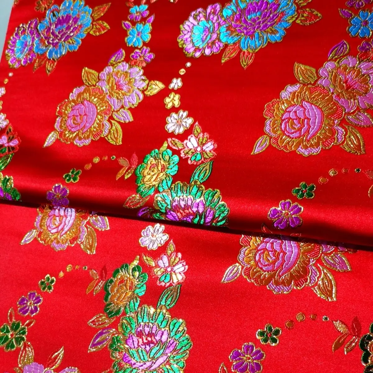 

Золотой чай, пион, цветок, шелковая атласная ткань, хлопковый жилет в стиле меньшего Eth, традиционный костюм Тан, материал Hanrt DIY