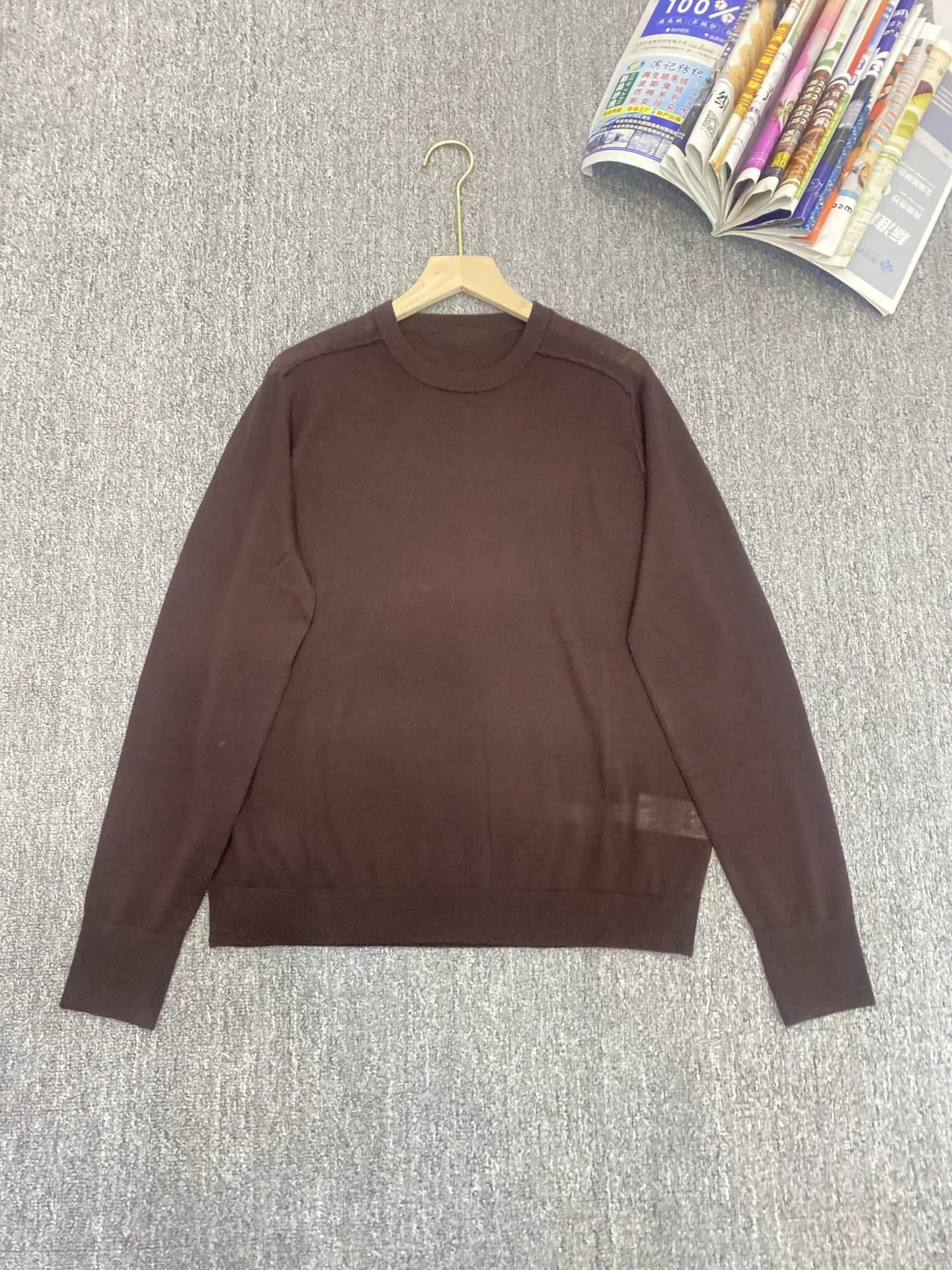 

2026 Spring/Summer New Arrival High-Quality Solid Color Retro Style Round Neck Top For Women