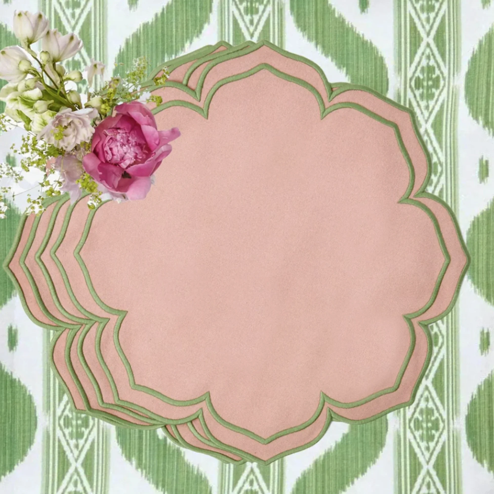 High Quality Reusable Embroidered Napkin,Vintage Wavy Edge Color Blocking Design Placemats,Suitable for Home Weddings Parties