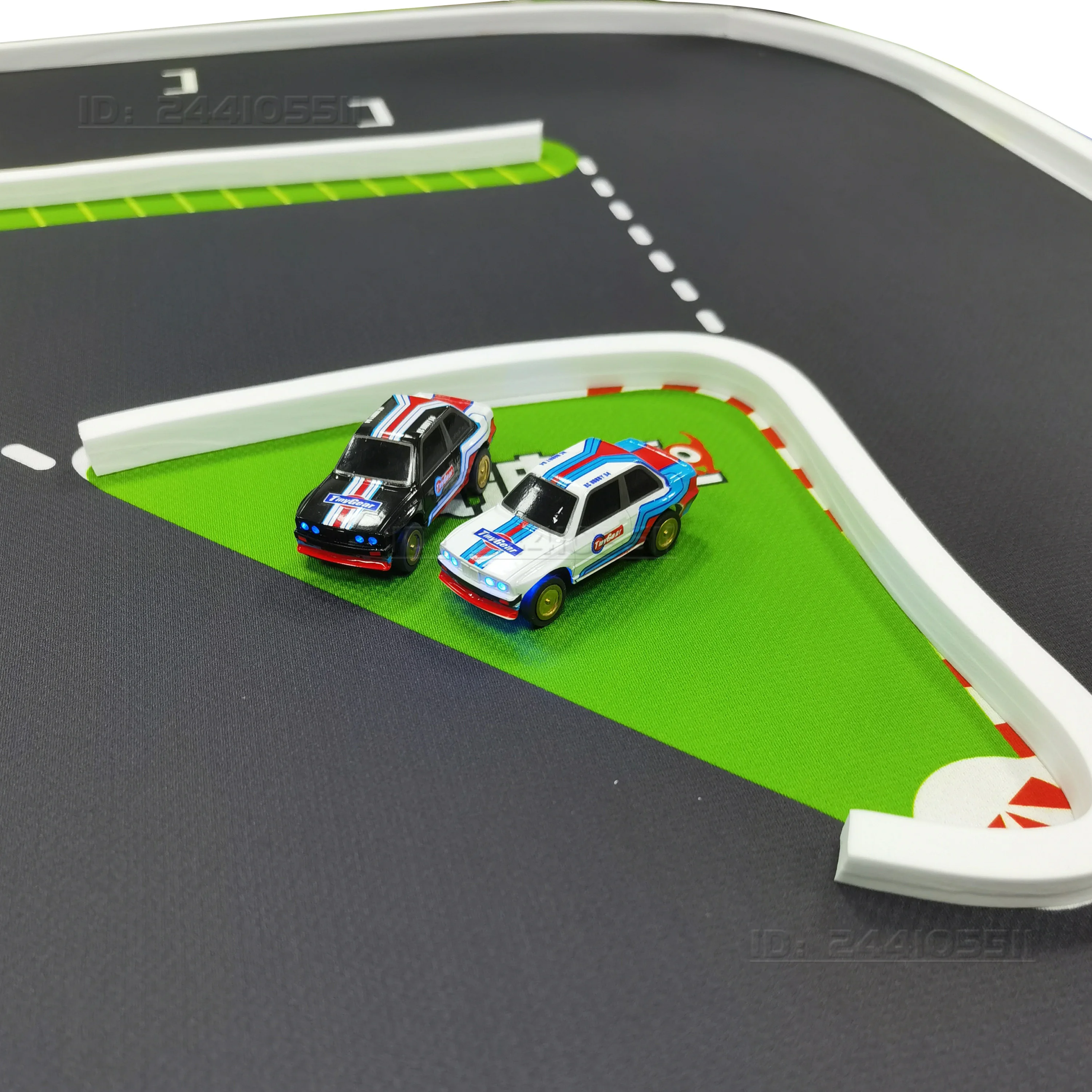 

HSP-TinyGear 1420x900mm Rubber Race Runway Track Mat for 1/64 1/76 RC Mini Racing Car Table On-road Model Drift RTR DIY Toy Part