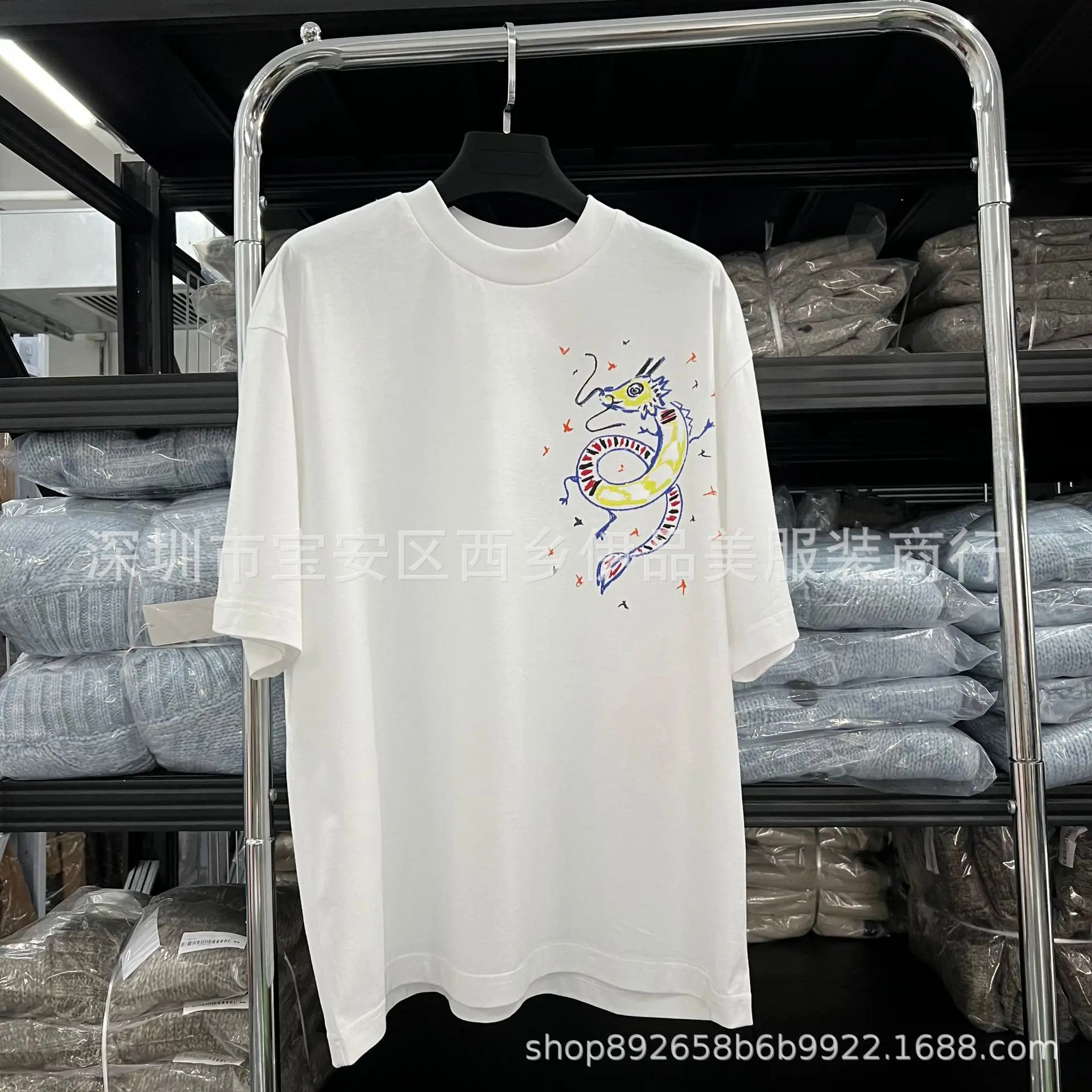 

24 Early spring new Dragon Year limited graffiti embroidery printed dragon short sleeve T-shirt