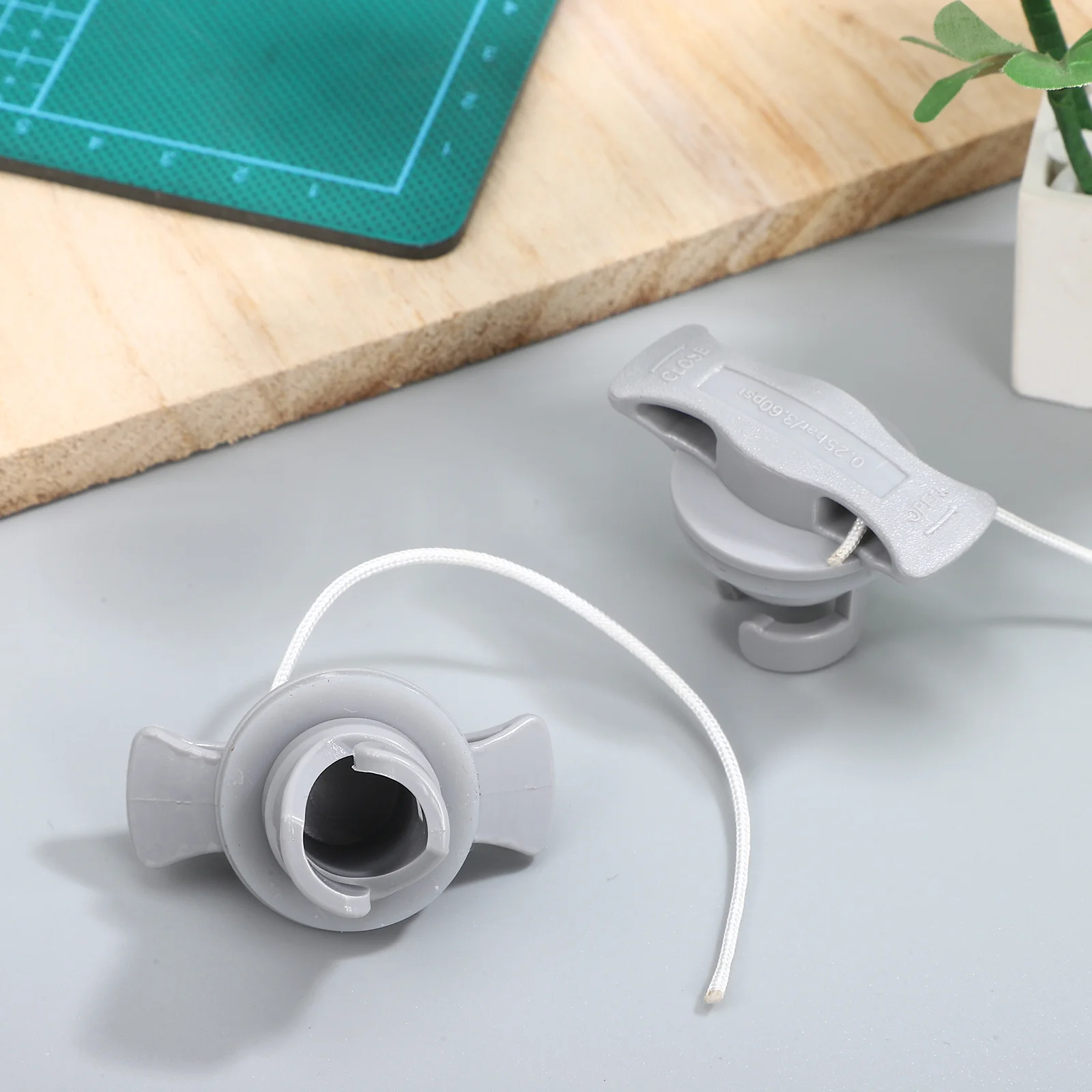 

4Pcs Replaceable Valves Plugs Premium PVC Material Long Service Life Kayak Safety Valve Caps Boat Accessory Kayak Valves Plugs