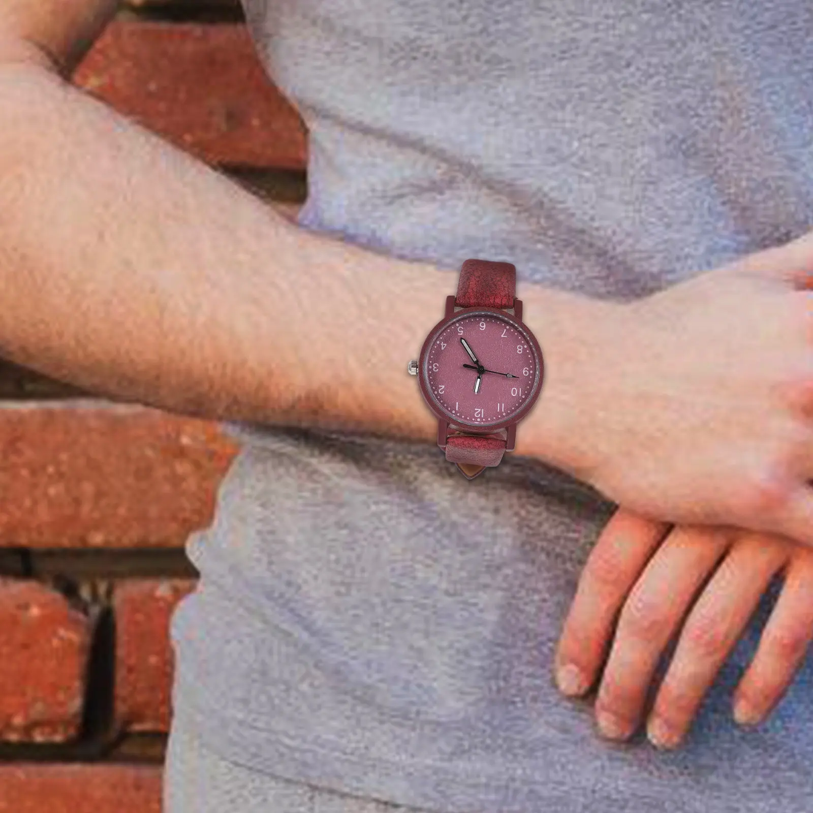 1Pcs Quartz Casual Watch Red Dull Polish Simple Wristwatch Birthday Gift for Women Students Quartz Watch