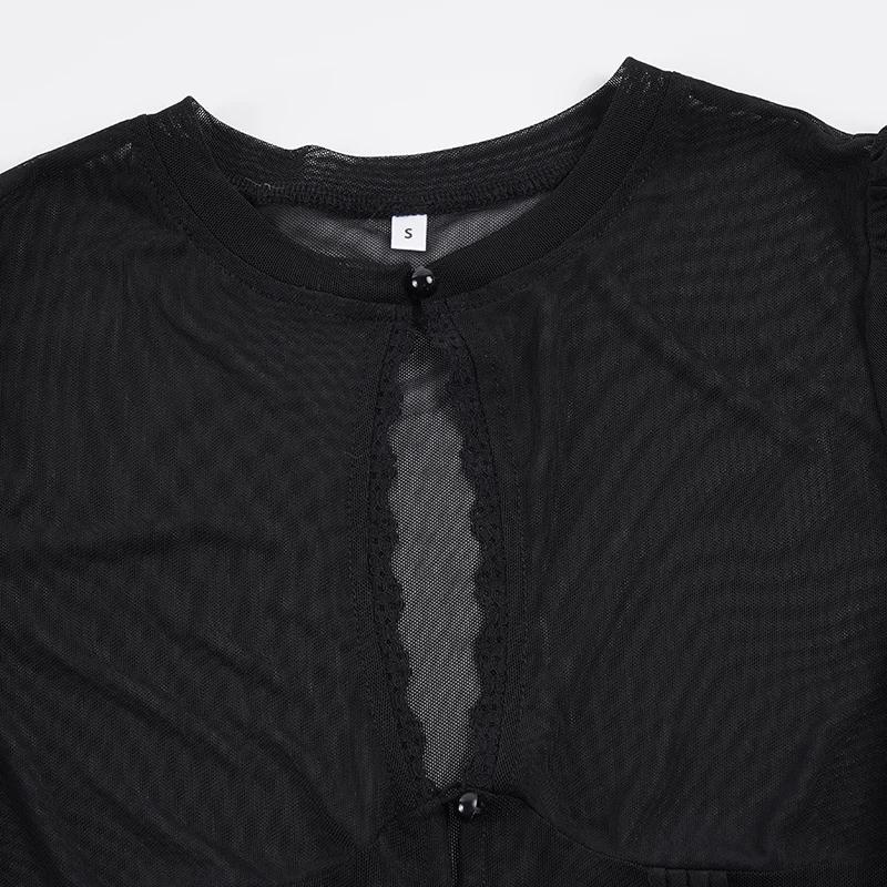 SUCHCUTE Vintage Sexy Spitzenbesetztes Patchwork-Mesh-Oberteil mit Puffärmeln, Ausgeschnittenes Slim-Fit Transparentes Cardigan-T-Shirt, Y2K Sommer-Outfit für den Strand – Detail 6