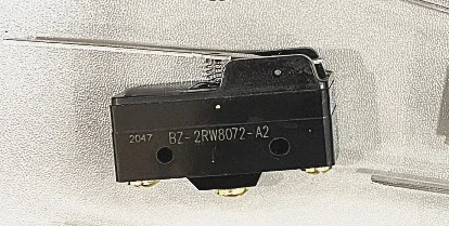 BZ-2RW8055516T Microswitch Single Pole Double Throw Circuit Original