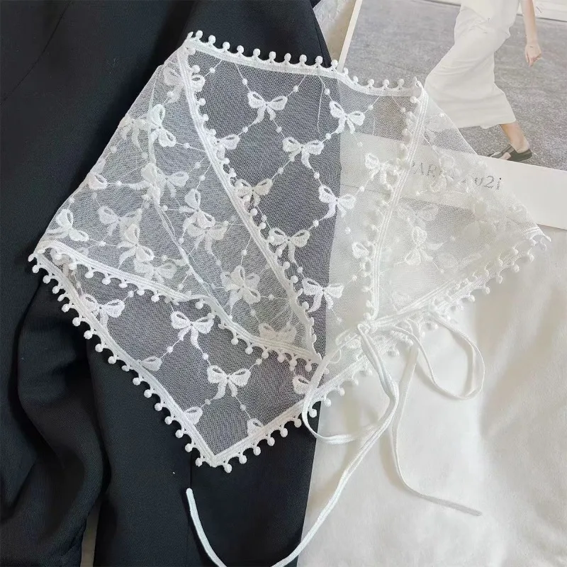 

White Lace Triangle Head Scarf Sweet Girl Style Multipurpose Wrap for Belt or Hair Wedding Vacation Accessory Soft Breathable
