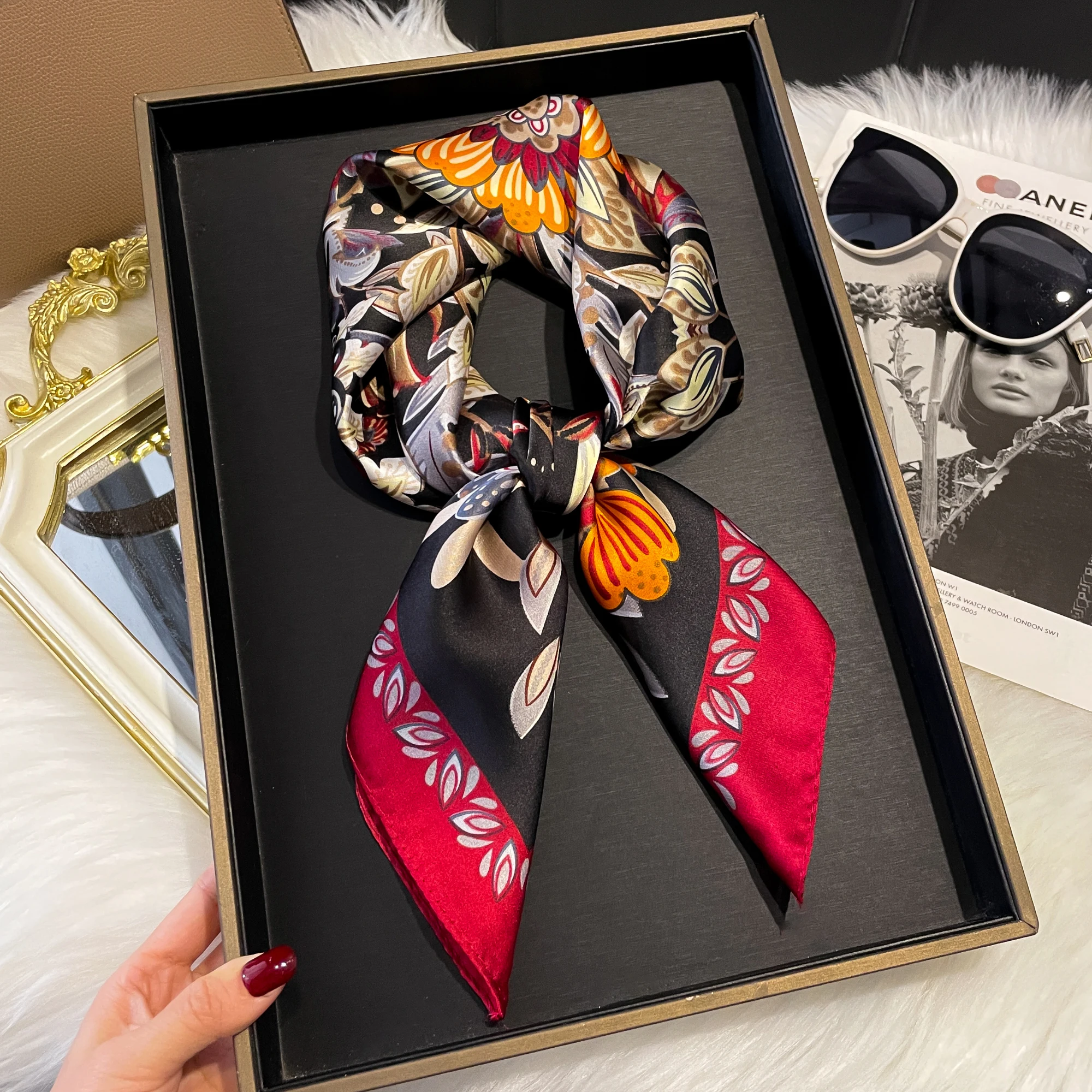 럭셔리 꽃 프린트 실크 스퀘어 스카프 여성 소프트 새틴 스카프 헤어 밴드 Neckerchief 머리 Hijab 레이디 머리띠 풀라 가방 리본