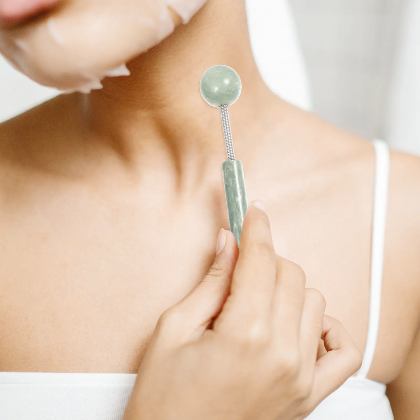 

1Pcs Jade Massage Hammer Smooth Polished Natural Stone Handheld Body Face Massager for Muscle Relaxation Portable Therapy Tool