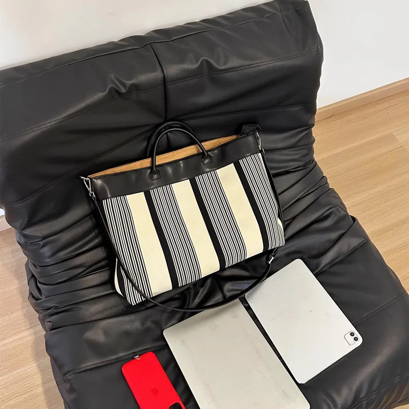

Hot Sale 15 inch computer bag Casual Chic Large Capacity stripe Simple Tote Bag Women's Handbag Single Shoulder Bag