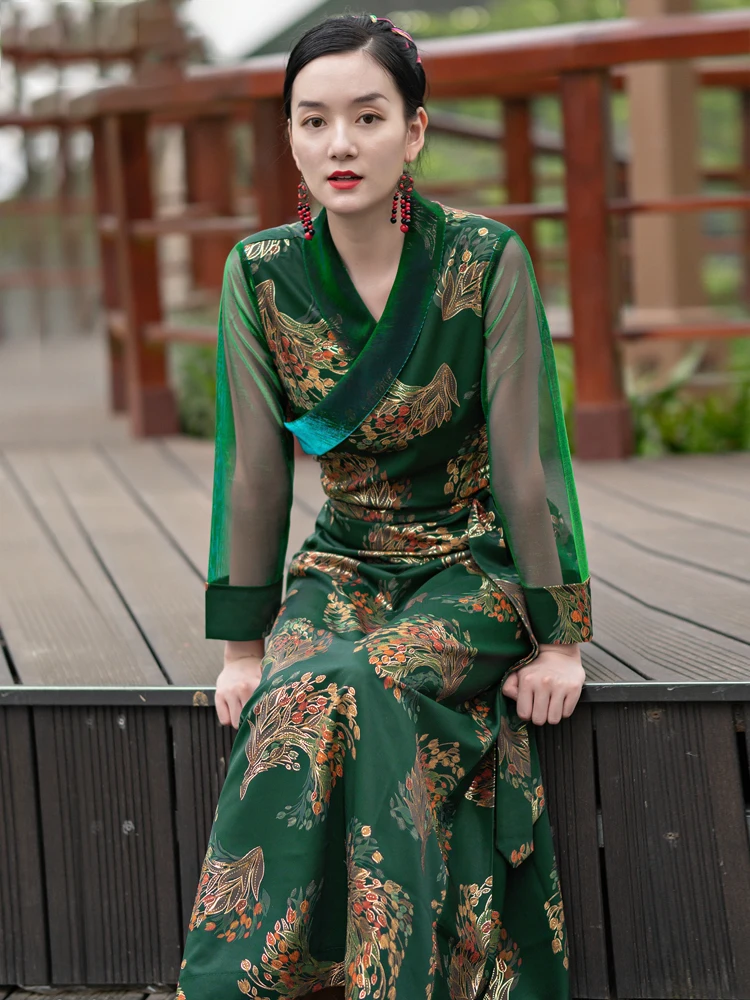 Tibetan Costumes Women's Lhasa Clothing Summer Silk Color Matching Tibet Robe Anduo Ethnic Style