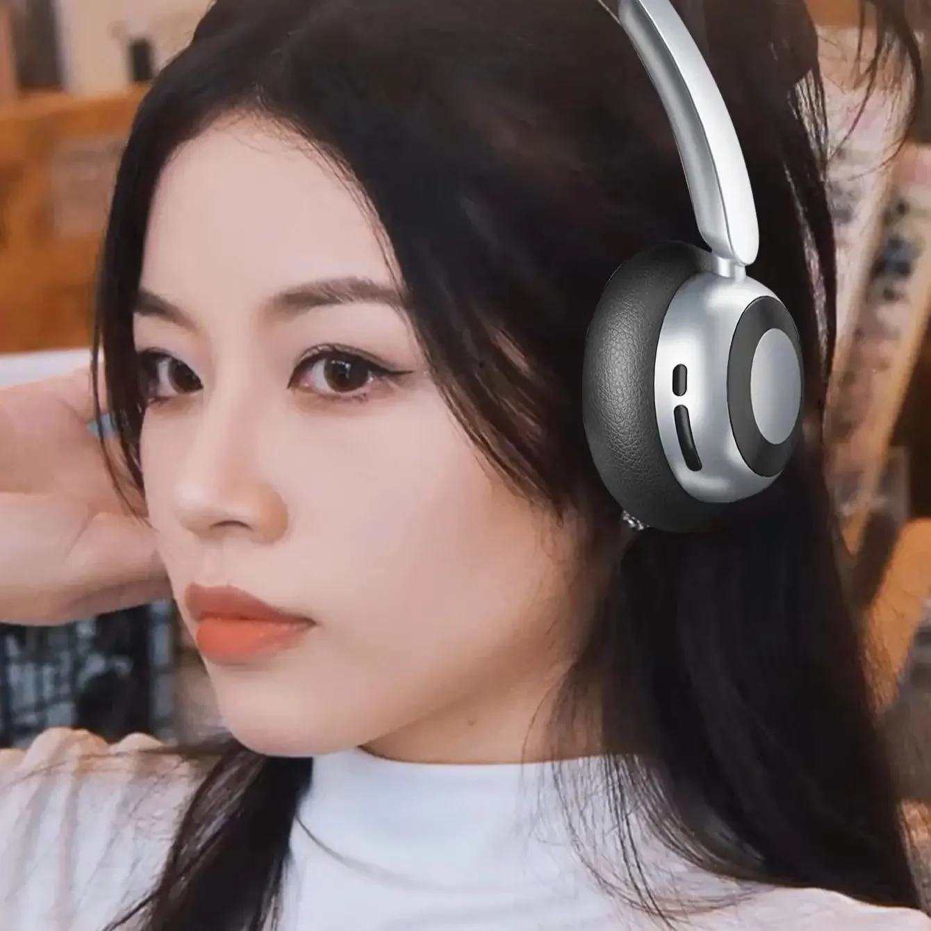 Retro Over-Ear Wireless Headphones Bluetooth 5.4 with Mic HIFI Sound Lightweight Headset for Small Head Design OOTD