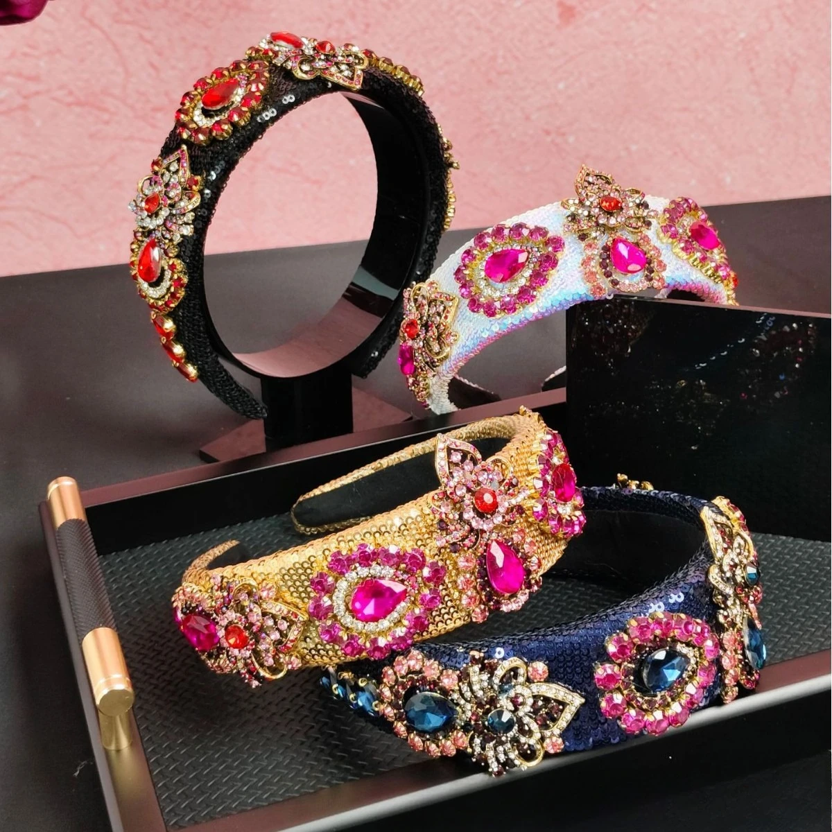 

Роскошная винтажная повязка на голову в стиле барокко, полностью инкрустированная бриллиантами, для банкетов