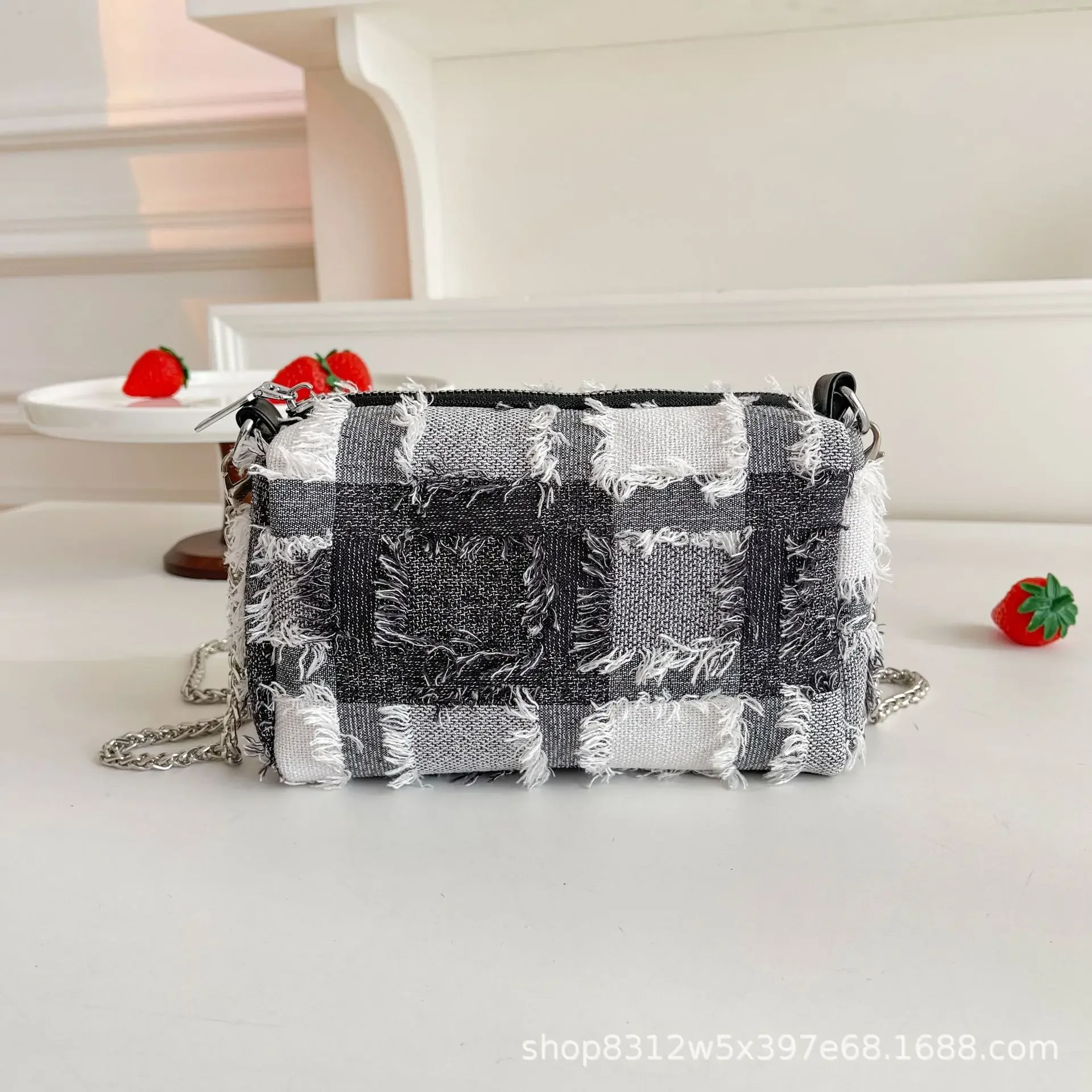 

2025 Cross - border Popular Women's Mori Messenger Bag - Canvas, Versatile Shoulder Bag for Office Ladies