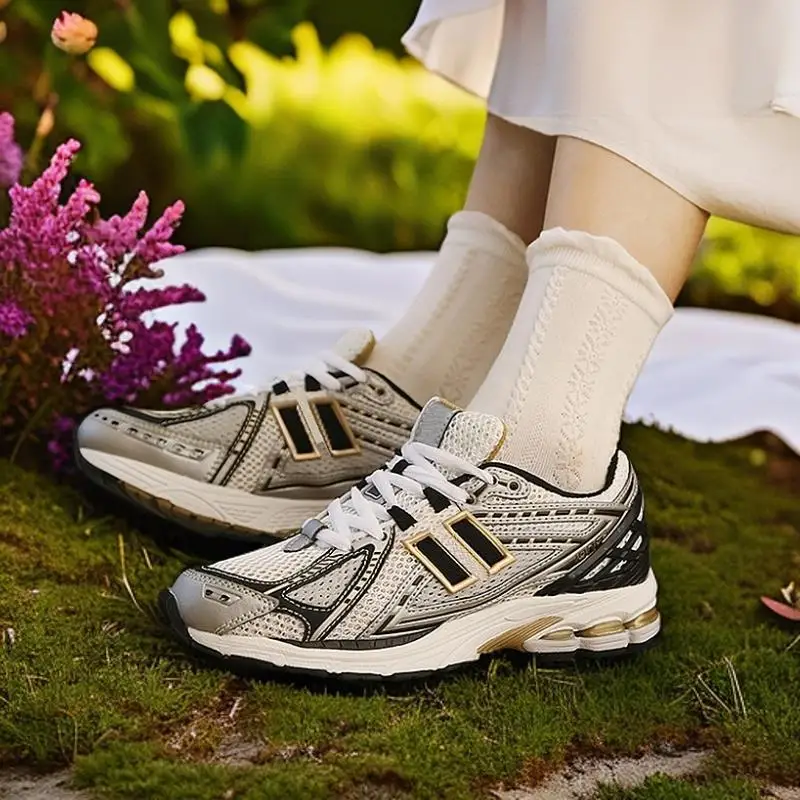 

New Ins trendy Korean version versatile retro dad shoes lightweight men's shoes anti slip women's shoes