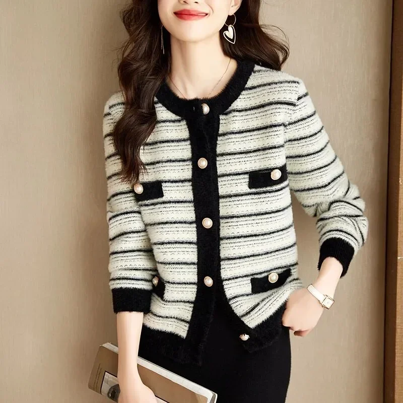 2024 Korean Autumn Winter Knitted Jacket Women Casual Long Sleeve Stripes Imitation Mink Velvet Cardigan Sweater Female Top LJ54