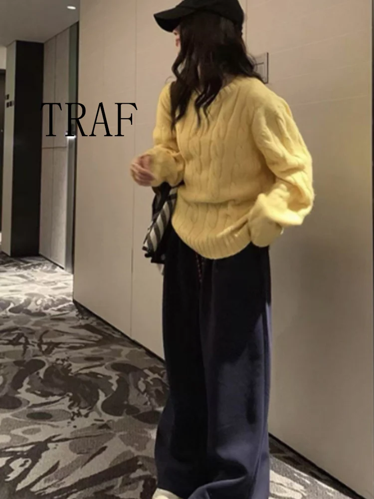 

TRAF European and American style sweater lazy winter new fashion trend twisted round neck long-sleeved pullover knitted top