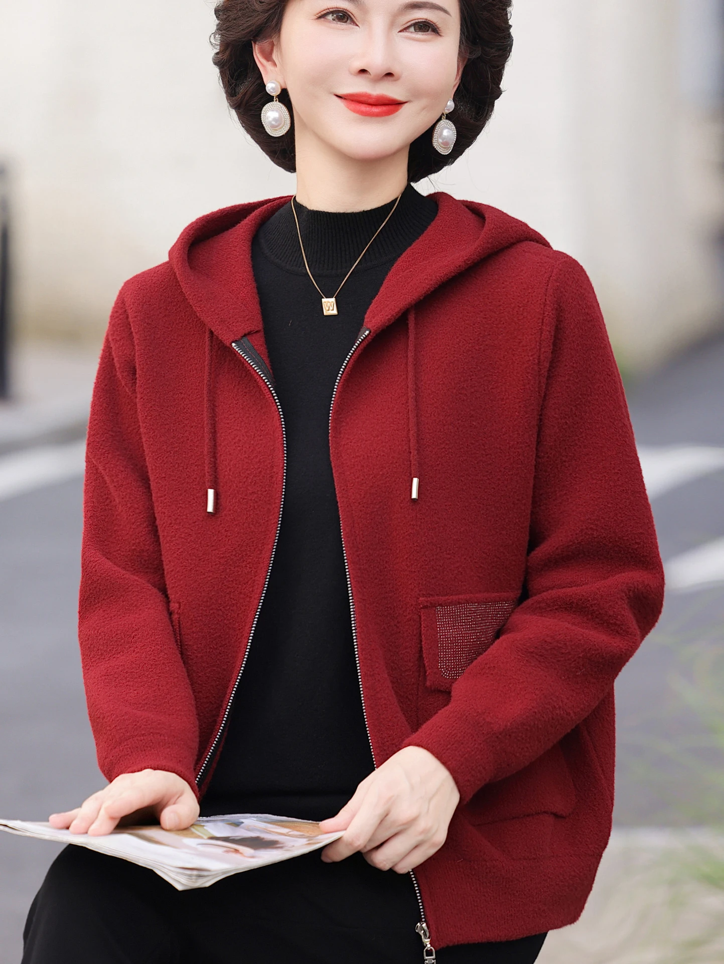 

Вязаный кардиган Sli на молнии с капюшоном, пальто большого размера, повседневная одежда для мам среднего возраста и ly, осенняя мода