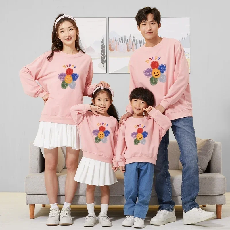 

Christmas Family Matching Outfits Winter Mother Daughter Mom Kid Tops Dad Son Sweatshirts Flowers Print Shirts Couple Pullovers