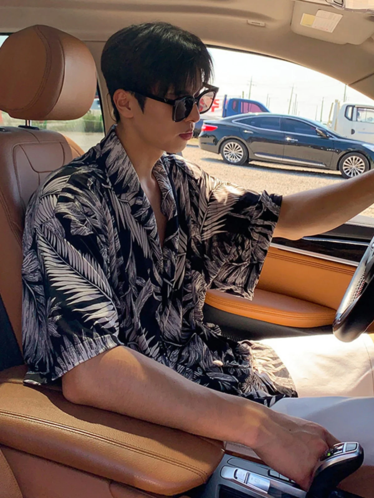 

Cuban Collar Ice Silk ort Sve Men's irt Trendy Travel Wear Summer Cool Feeling Lightweight Breathable Polyester Fiber