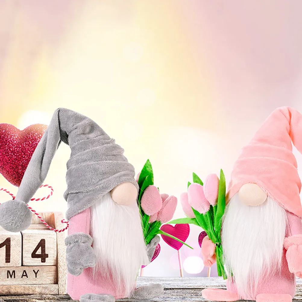 

Wear-Resistant Gnome Decoration Mother's Day Lovely Indoor Festival Accent Gnome Decorative Dwarf