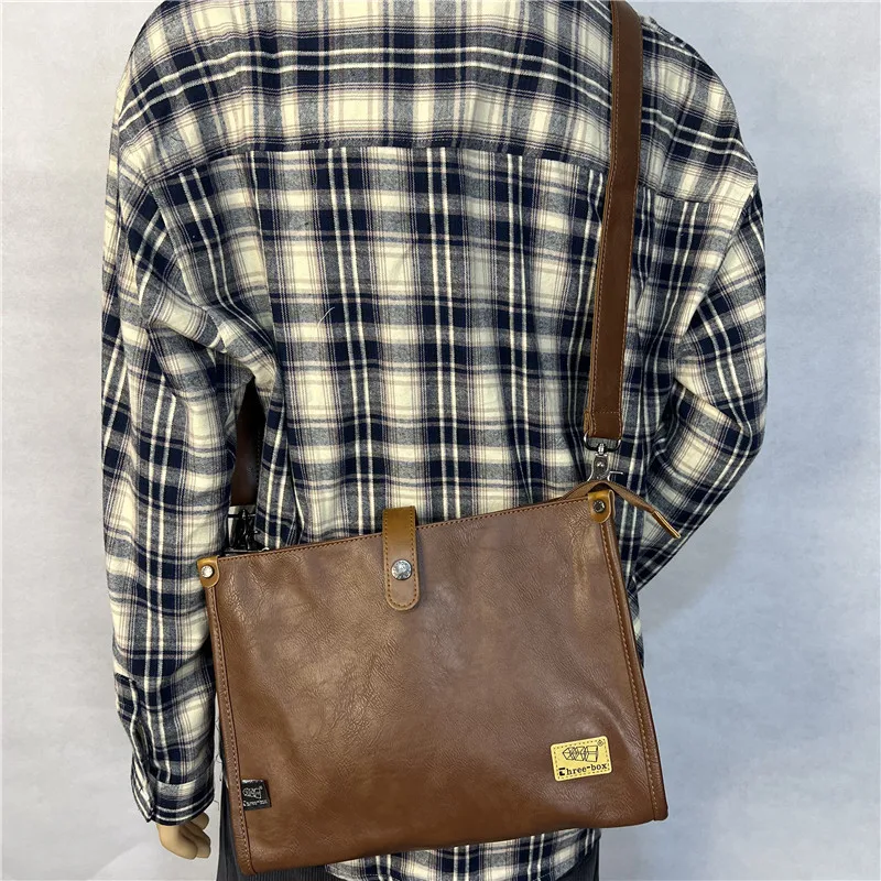 

Clamshell PU leather men's shoulder bag retro Japanese large-capacity flat body bag student schoolbag messenger bag