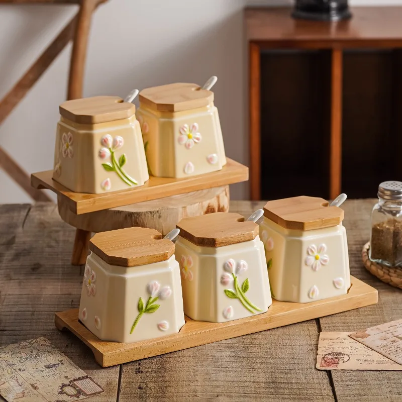 

Japanese Relief Hand-painted Ceramic Spice Jar Set Wooden Lid and Wooden Tray Household Kitchen Combination Seasoning Box