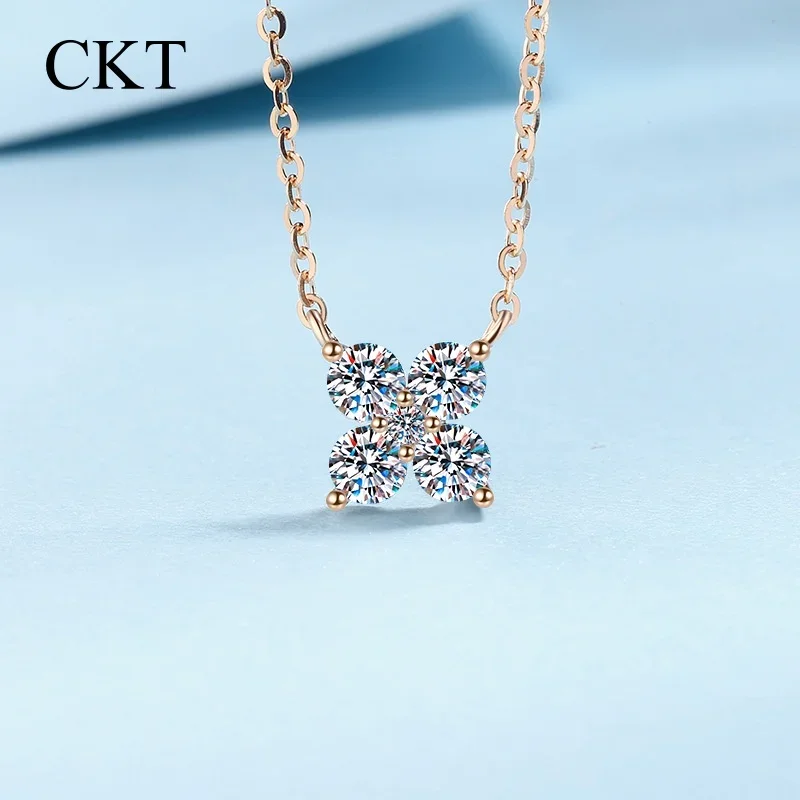 Luxury Temperame Platinum PT950 Necklace GRA Certified Moissanite Dcolor Diamond Snowflake Commuter Pendant Clavicle Chain Ladys