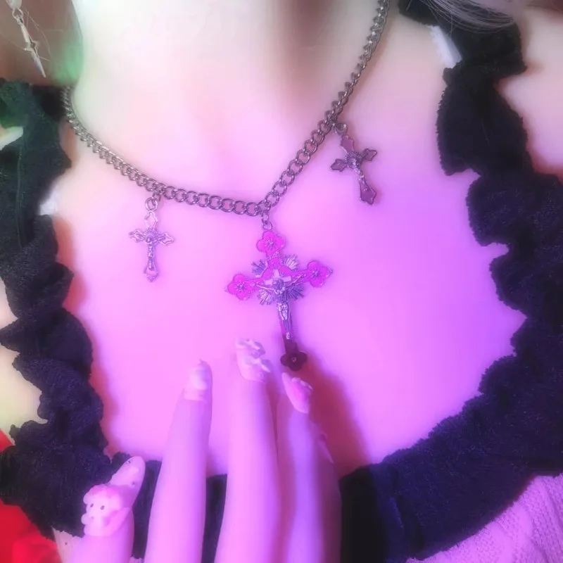 Y2K Style Charm Pink Cross Necklaces for Women Female Accessory Gothic Spicy Cool Girls Jewelry Couple Decoration Gift Wholesale
