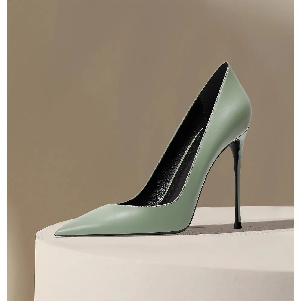 أحذية نسائية جديدة لعام 2025 بكعب عالٍ باللون الأخضر الداكن بمقدمة مدببة أحذية نسائية من الجلد الطبيعي بكعب ستيليتو #3