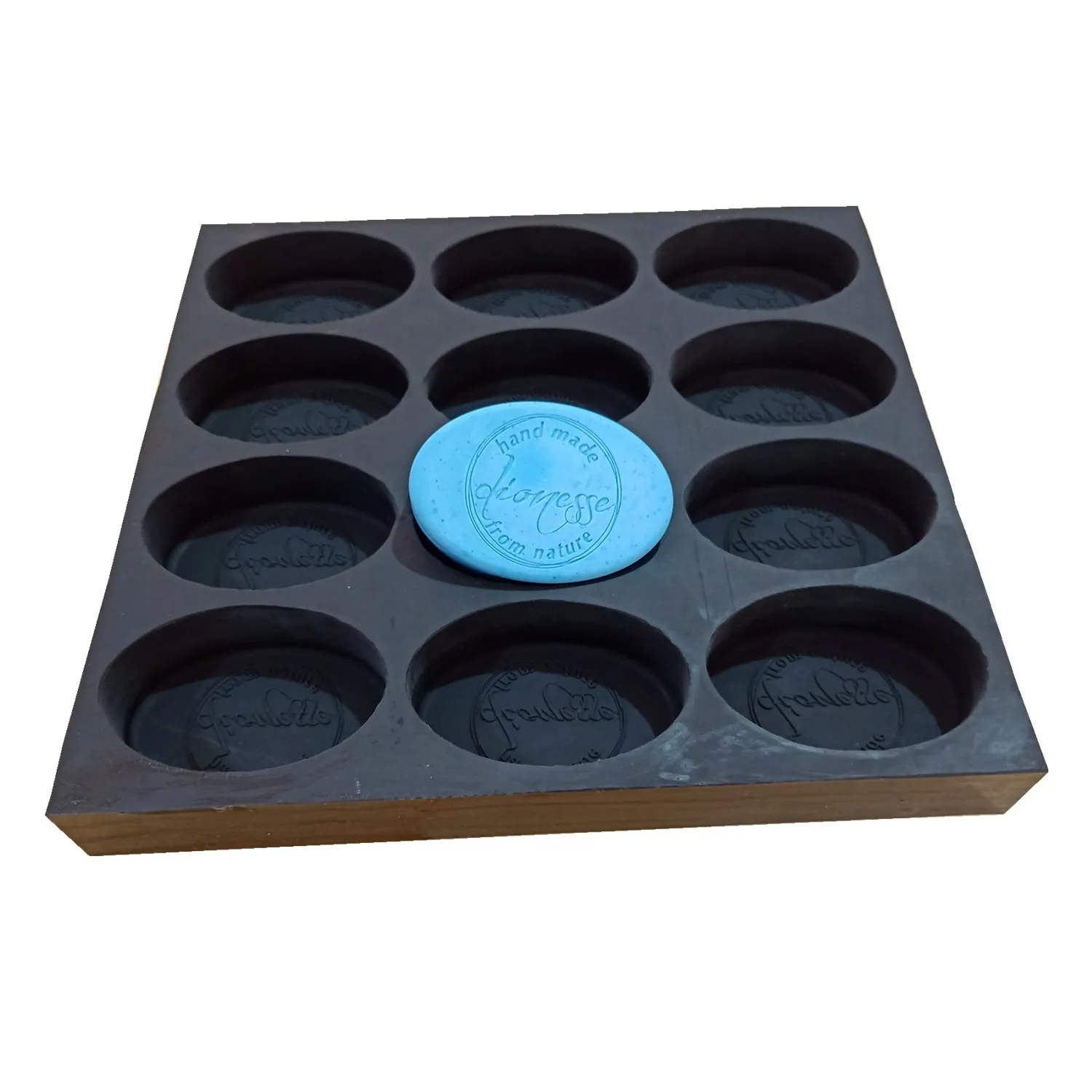 

12 Cavities Oval Shape Custom Silicone Mold with Brand Logo for Natural Soap Making