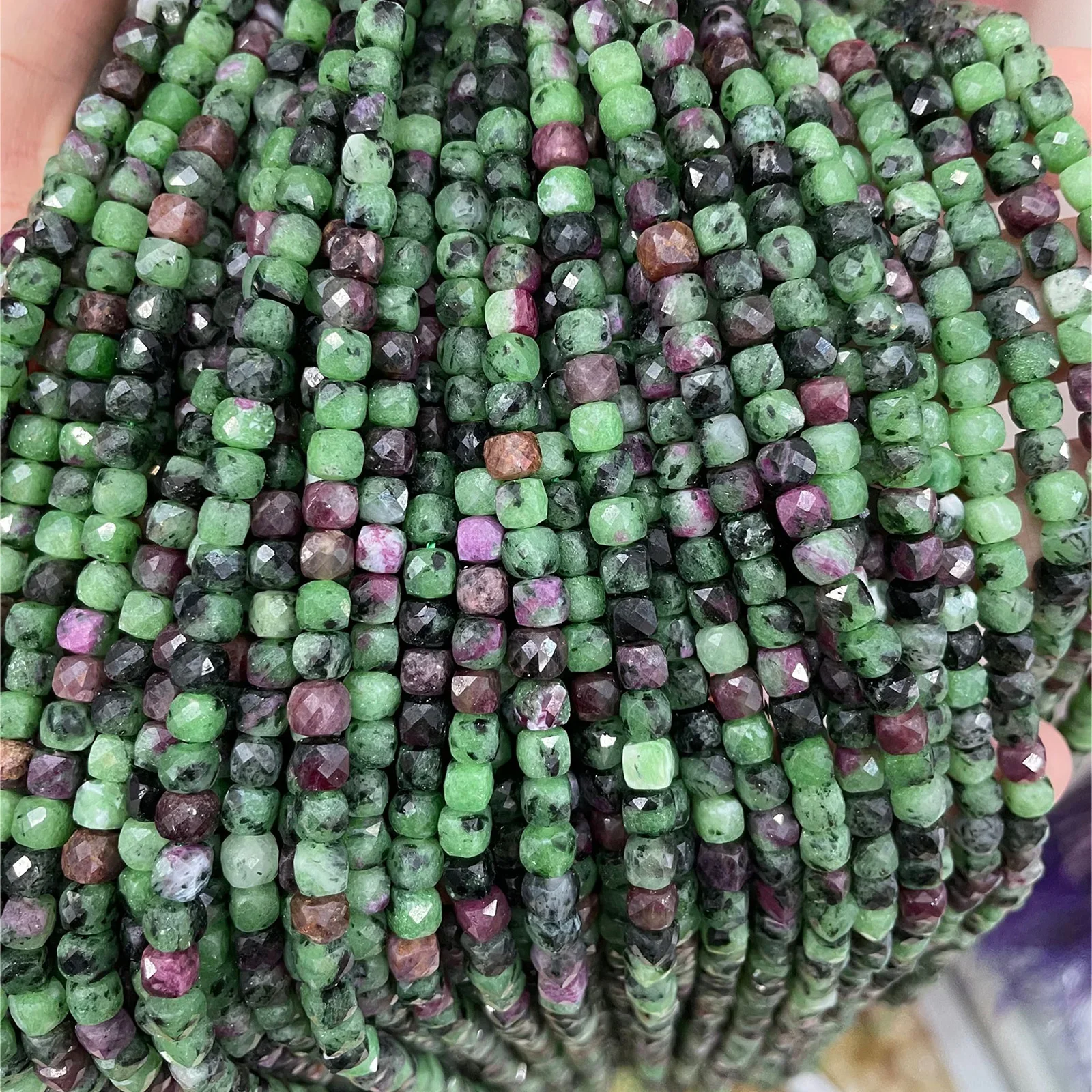 

Natural Stone Beads AAAAA Faceted Epidote Ruby Zoisite Cube Gemstone Spacer Beads 4-5mm For Bracelet Necklace Jewelry Making