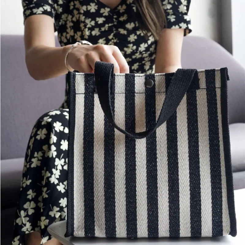 حقيبة يد نسائية كبيرة السعة من القماش على الطراز الكوري متعددة الاستخدامات للصيف وحقيبة عمل بتصميم بسيط للطالبات #2