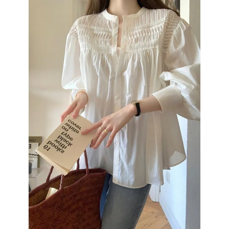 

2024 Women's French Retro White Cotton and Linen Top Shirt Summer Fashion Sweet Long Sleeve Shirt