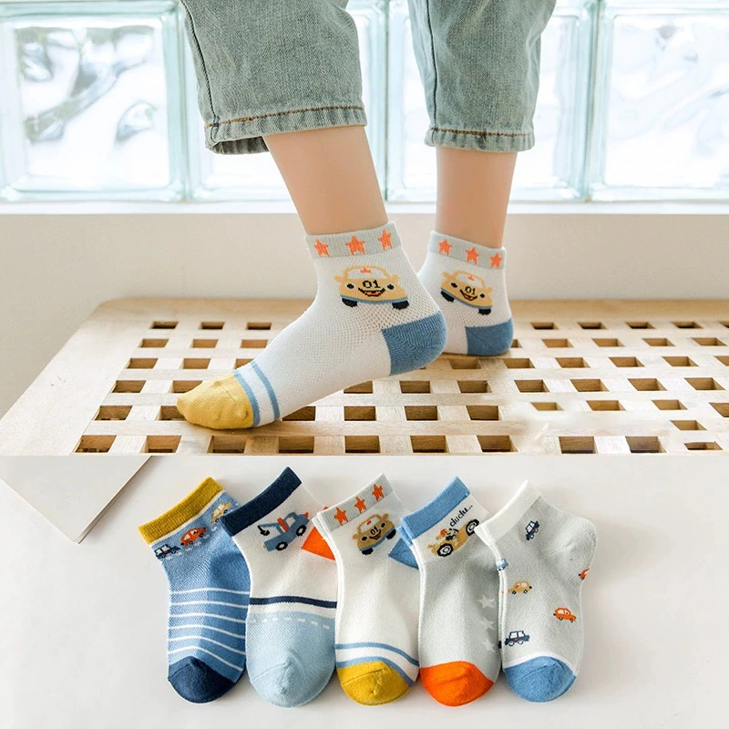 5 Pairs Of Kid\'s Fashion Cute Car Pattern Crew Socks, Comfy & Breathable Soft & Elastic Sport Socks For Spring And Summer