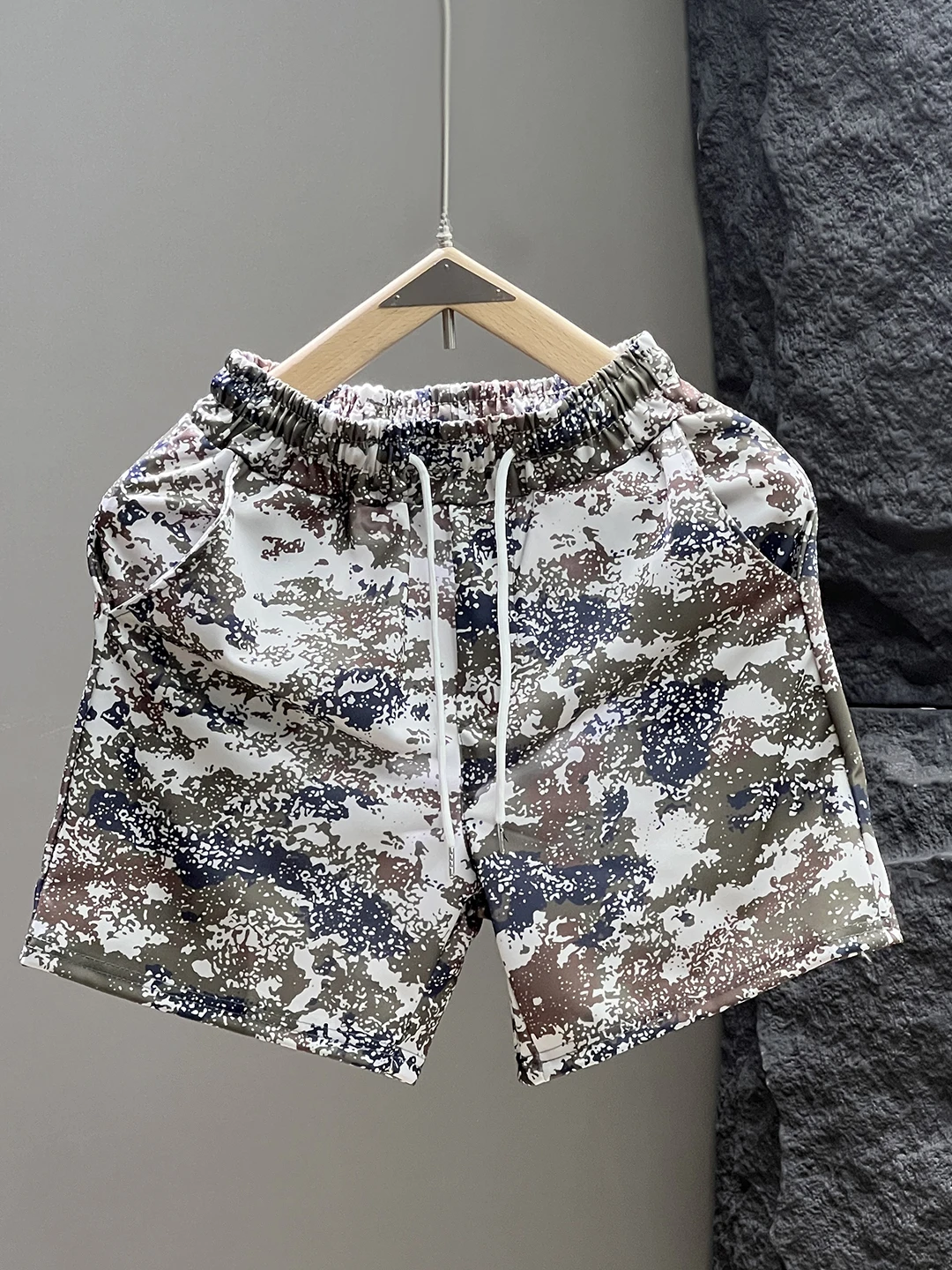 

Trendy Korean Straight Leg Camouflage Pants Casual orts Men's Summer New Teenage Printed Beach Pants Breathable Elastic Waist